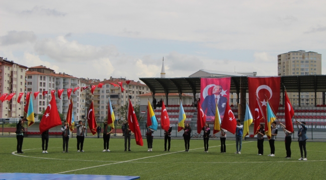 19 mayıs sungurlu'da coşkuyla kutlandı