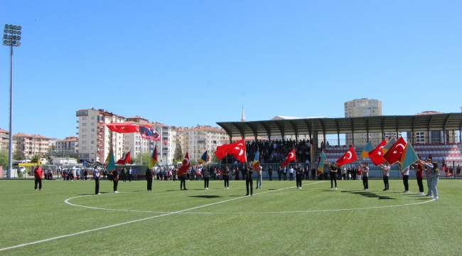 19 MAYIS SUNGURLU'DA COŞKUYLA KUTLANDI 