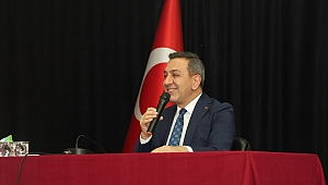 MUHSİN DERE, GENÇLERLE SÖYLEŞİ GERÇEKLEŞTİRDİ…