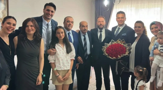 VAHİT KAYRICI, YEĞENİNİN NİŞAN YÜZÜKLERİNİ TAKTI...