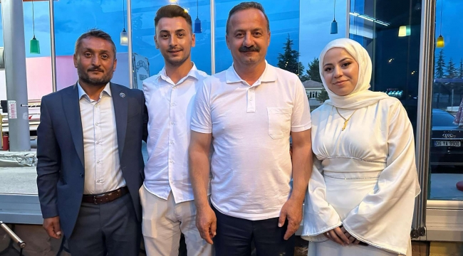 YAVUZ AĞIRALİOĞLU SUNGURLU’DA MOLA VERDİ...