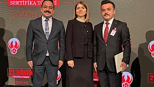 BURAK AZTEKİN SİYASET VE LİDERLİK OKULUNU BAŞARIYLA TAMAMLADI…