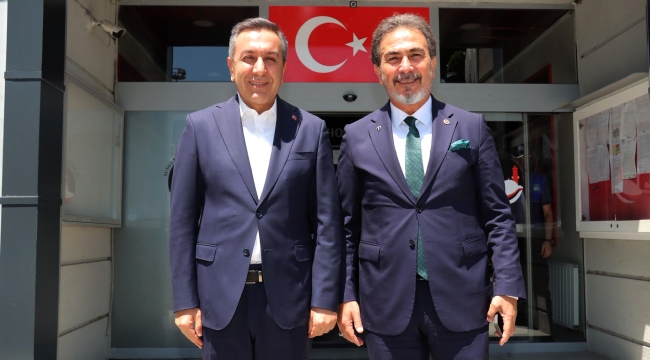 MEHMET AŞILA, MUHSİN DERE’Yİ ZİYARET ETTİ 