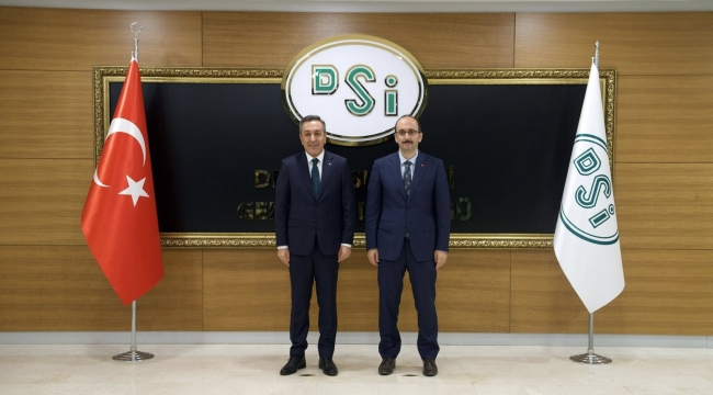 Muhsin dere, çalışmalarını sürdürüyor