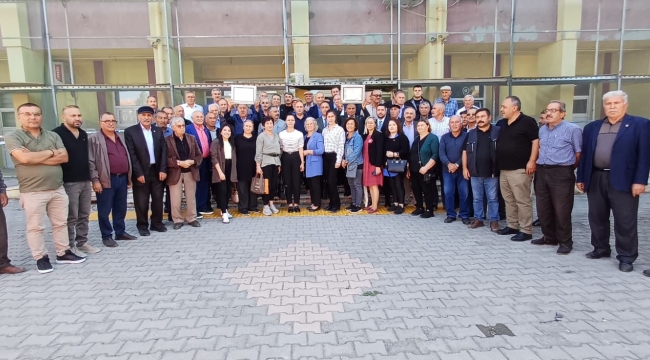 CHP SUNGURLU İLÇE BAŞKANI AKİF BATAK MAZBATASINI ALDI