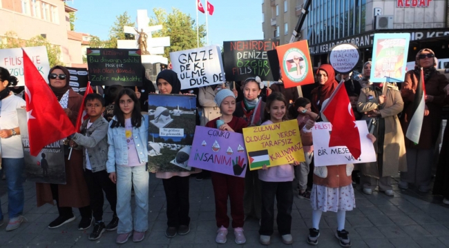 SUNGURLU GAZZE İÇİN MEYDANDAYDI…