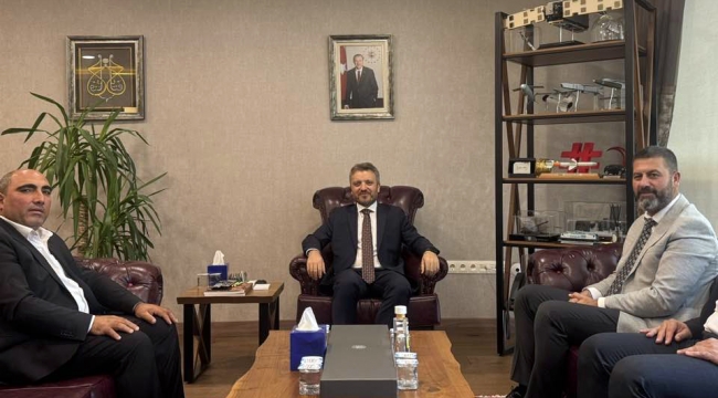 ZEKERİYA ÇOSTU: “OSB’NİN GENİŞLETİLMESİNİN SIKI TAKİPÇİSİYİM”