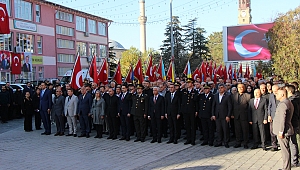 GAZİ MUSTAFA KEMAL ATATÜRK'Ü ANIYORUZ...
