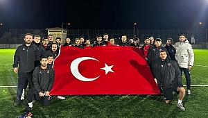 SUNGURLU BELEDİYESPOR'DAN ŞEHİTLER İÇİN SAYGI DURUŞU…