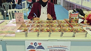 TÜRKÇE ÖĞRETMENİ NURCAN KOCAMAN'IN İKİNCİ KİTABI ÇIKTI 