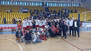 EFELER PLAY-OFF HEDEFİNE EMİN ADIMLARLA İLERLİYOR