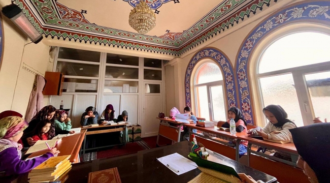 KIZ ÖĞRENCİLER HAFTA SONLARINI DOLU DOLU GEÇİRİYOR