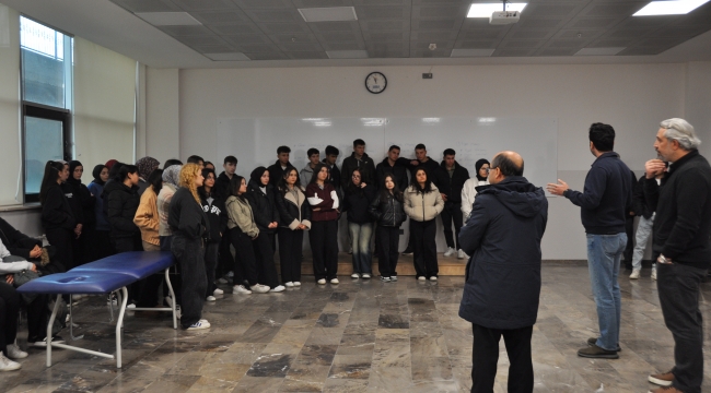 ÖĞRENCİLER MESLEK YÜKSEKOKULU GEZDİ 