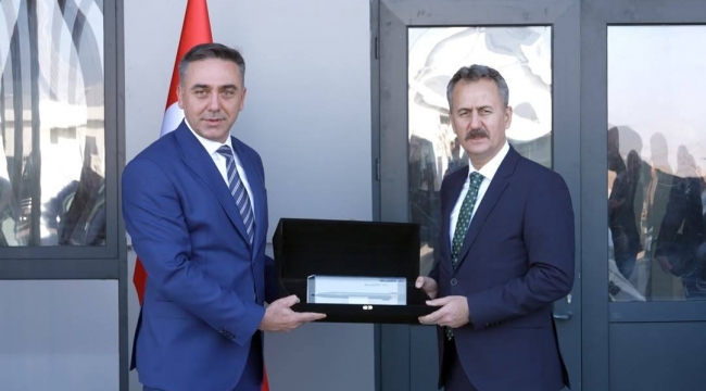 SAVUNMA SANAYİ BAŞKANI GÖRGÜN, ARCA SAVUNMA'YI ZİYARET ETTİ 