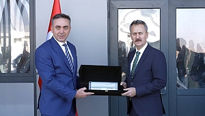 SAVUNMA SANAYİ BAŞKANI GÖRGÜN, ARCA SAVUNMA'YI ZİYARET ETTİ 