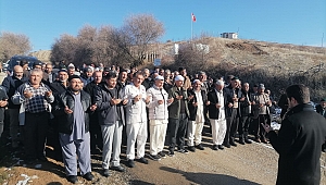 AŞAĞI FINDIKLI KÖYÜNDEN 48 KİŞİ UMREYE GİTTİ…