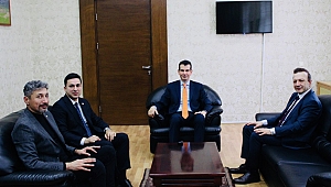  ÇORUM ECZACI ODASI YÖNETİMİ KÖKSAL VE DERE’Yİ ZİYARET ETTİ 