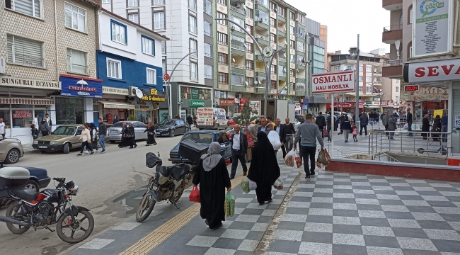 SUNGURLU HARİÇ ÇORUM’UN TÜM İLÇELERİNDE NÜFUS AZALDI...