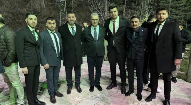 AK PARTİ SUNGURLU İLÇE TEŞKİLATI İFTARA KATILDI