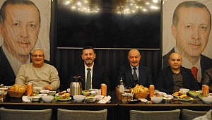 AK PARTİLİLER GÖNÜL SOFRASINDA BULUŞTU...