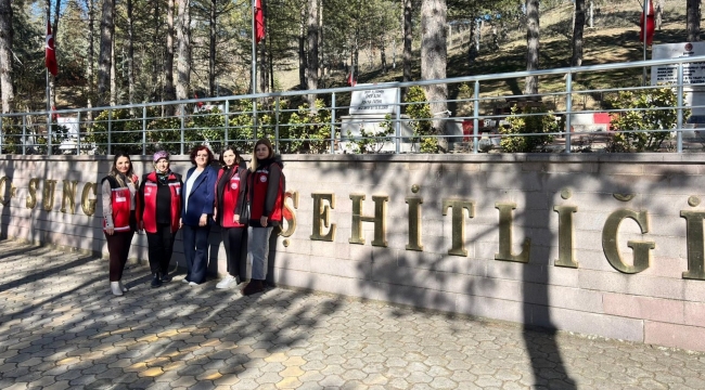 ŞEHİT KABİRLERİNDE ‘TEMİZLİK’ SEFERBERLİĞİ…