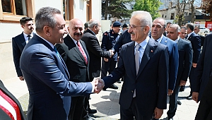 MUHSİN DERE SUNGURLU’NUN ULAŞIM İHTİYAÇLARINI BAKANA İLETTİ...