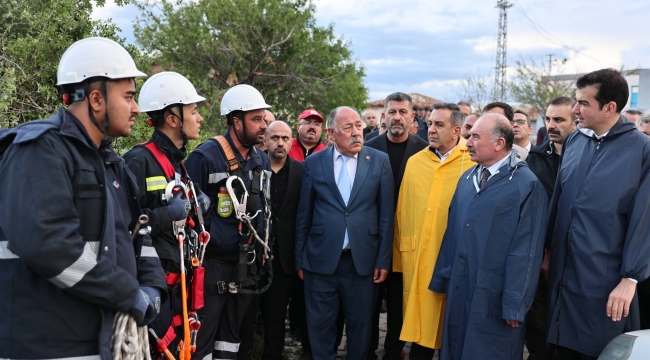 çorum valisi, oyaca ve kavşut'ta incelemelerde bulundu