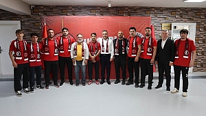 MİLLİ GÜREŞÇİLERİMİZ YUVAYA DÖNDÜ...